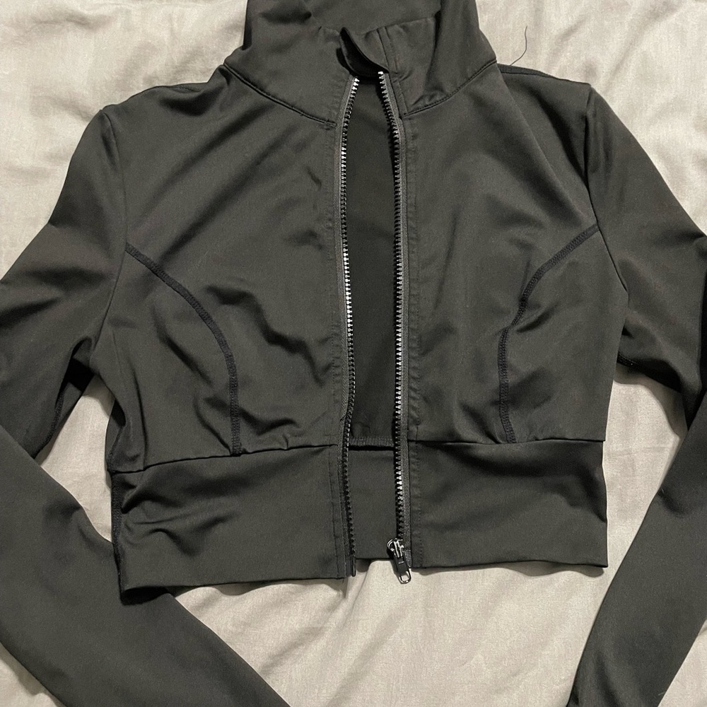 cropped long sleeve